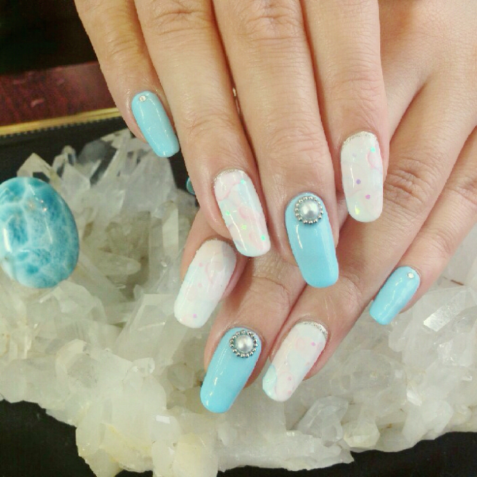 nail